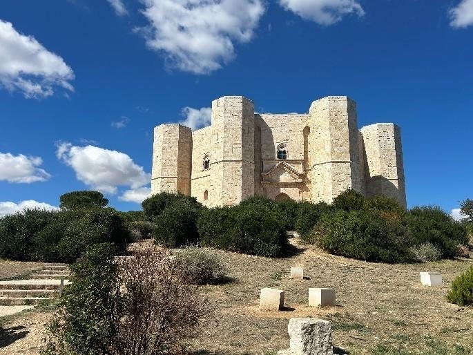 Bild 1, © W. Menner, Castel del Monte Bild 1, © W. Menner, Castel del Monte