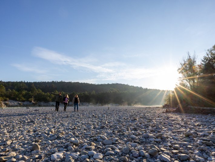 Wandern_Isarabenteuer_Foto2_IsarKiesb&auml;nke_4K1A1949_&copy;Farmhouse7, &copy; Framhouse7